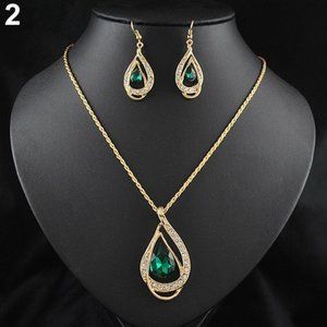 Elegant Jewelry Set (Green)